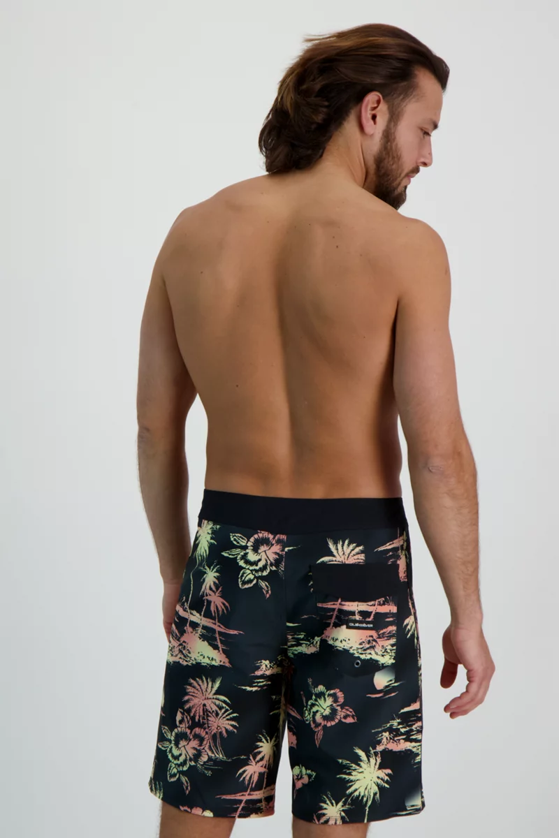 Quiksilver Surfsilk QS 69 19 Inch Herren Badeshort