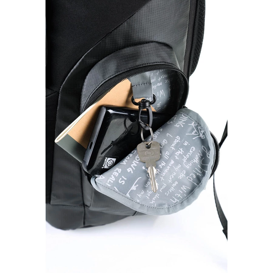 Nitro Daypacker - Rucksack 46 cm tough black