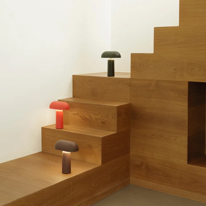 Normann Copenhagen - Porta LED Akku-Tischleuchte, schwarz