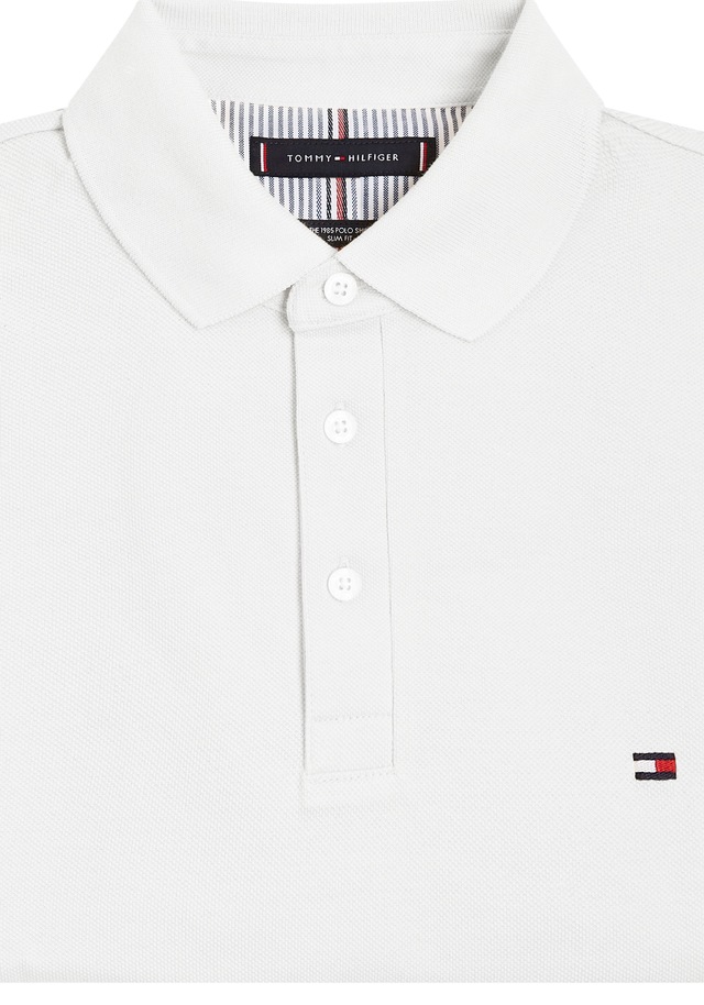 Tommy Hilfiger Poloshirt »1985 SLIM POLO mit Stickerei und Piqué-Qualität«, unifarben, casual, slim fit, Baumwollmix, Polokragen