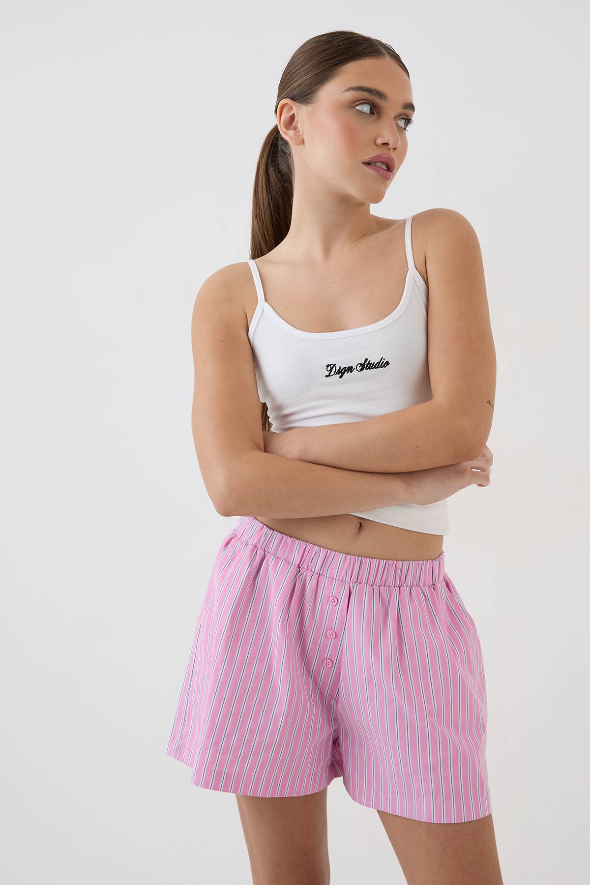 Short En Popeline À Rayures Avec Boutonnage Henley Dsgn Studio