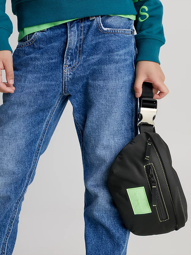 Bolsa com o logotipo do bebê