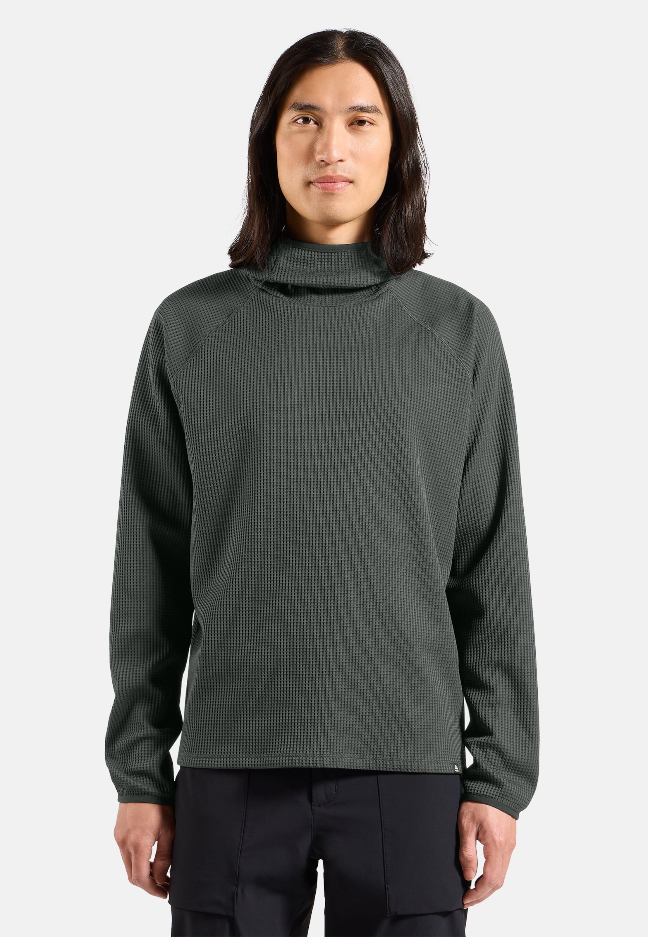 Cubic Multisport Mid Layer mit Kapuze in urban chic