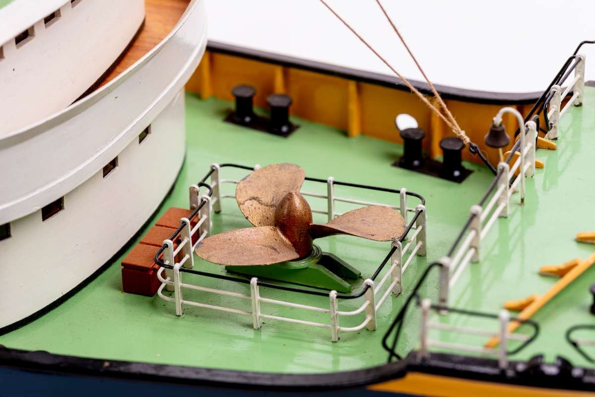 Billing Boats - Zwarte Zee Plastic Hull - (428349)