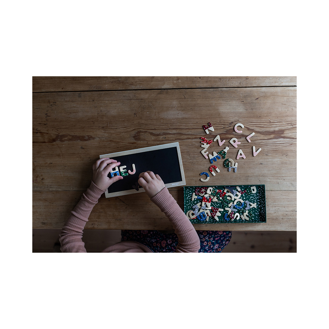 MICKI Magnetbuchstaben inkl. Box & Tafel