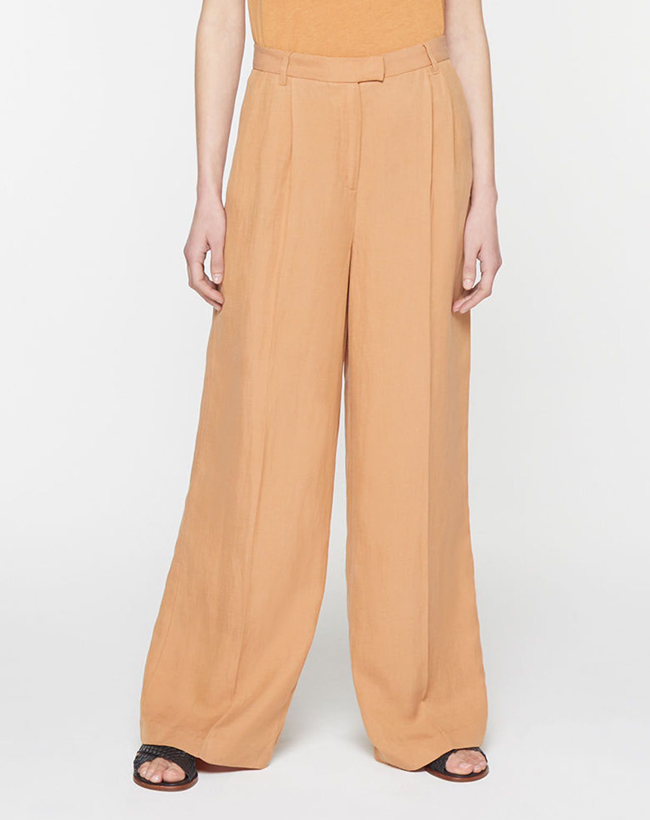 Galeries Lafayette Pantalon droit et fluide à teneur en Lin Ludwig camel