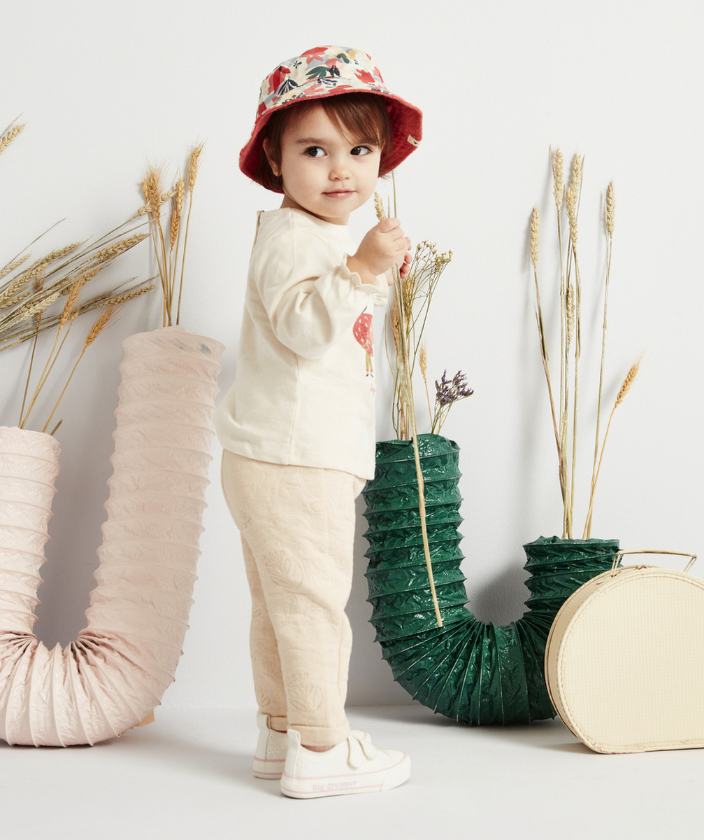 PANTALON DE JOGGING BÉBÉ FILLE ÉCRU AVEC DÉTAILS COULEUR DORÉE