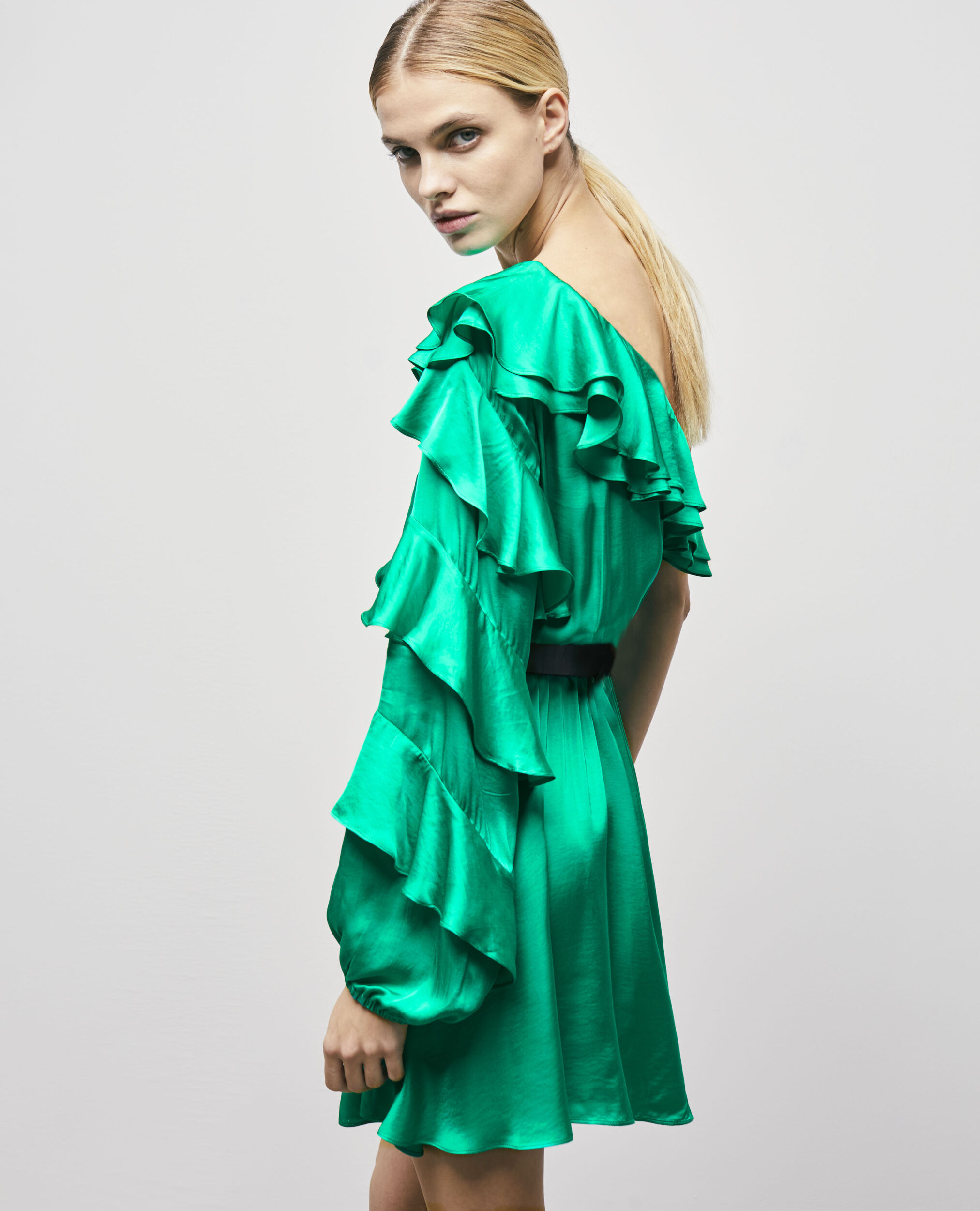 Robe courte asymétrique verte
