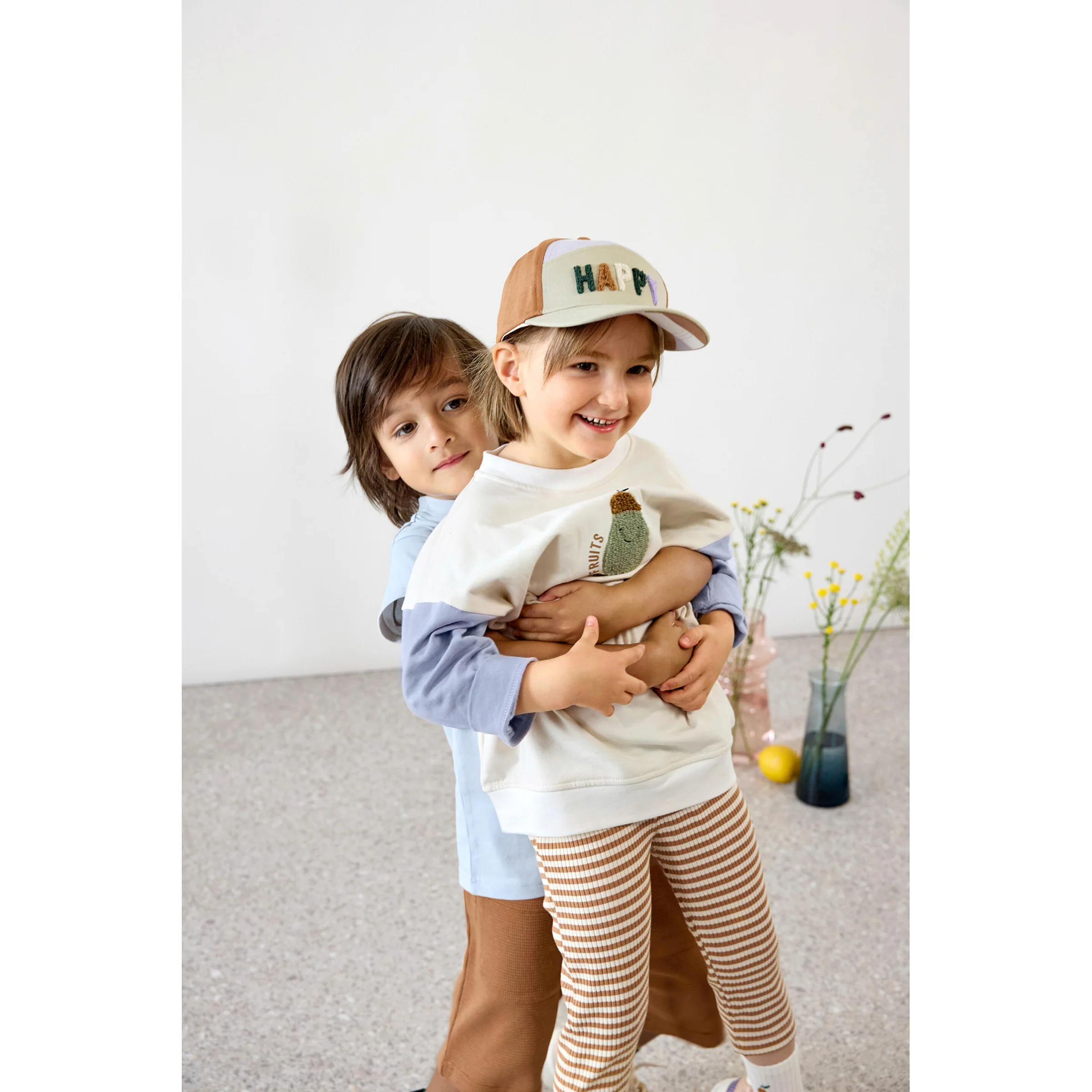 Lässig Sweatshirt Birne Little Gang natur/lila