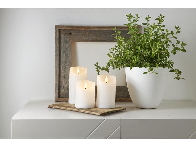Star Trading LED-Kerze Flamme Rustic, Ø 7.5 x 15 cm, Weiss LED-Echtwachskerze für Innenbereich mit Timer-Funktion