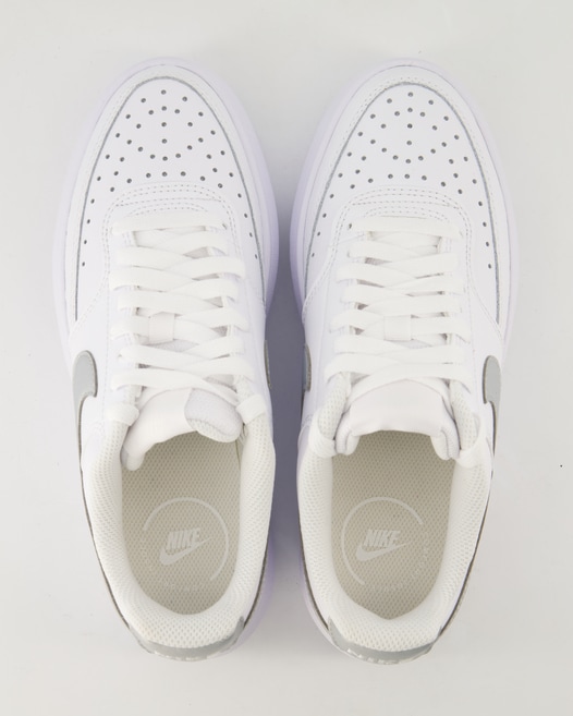 Nike COURT VISION ALTA LTR Sneaker in Weiß