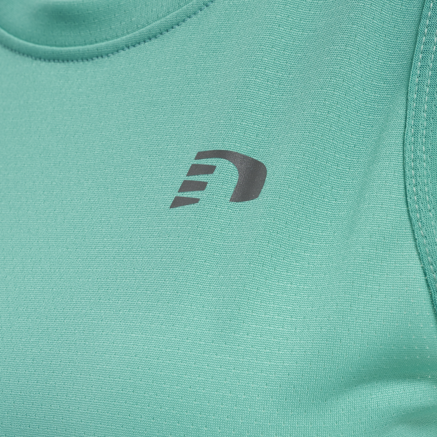 WOMEN RUNNING SINGLET