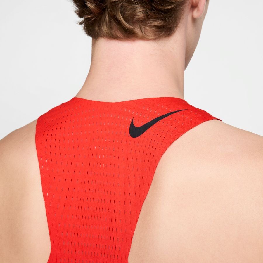 Nike AeroSwift