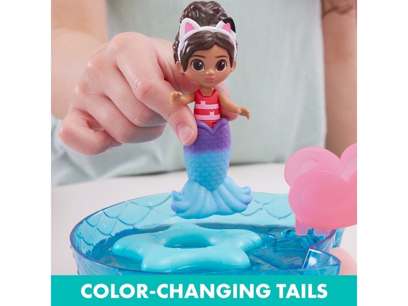 Spinmaster Spielfigurenset Gabby’s Dollhouse Pool Adventure Pool-Spielset mit Farbwechseleffekt