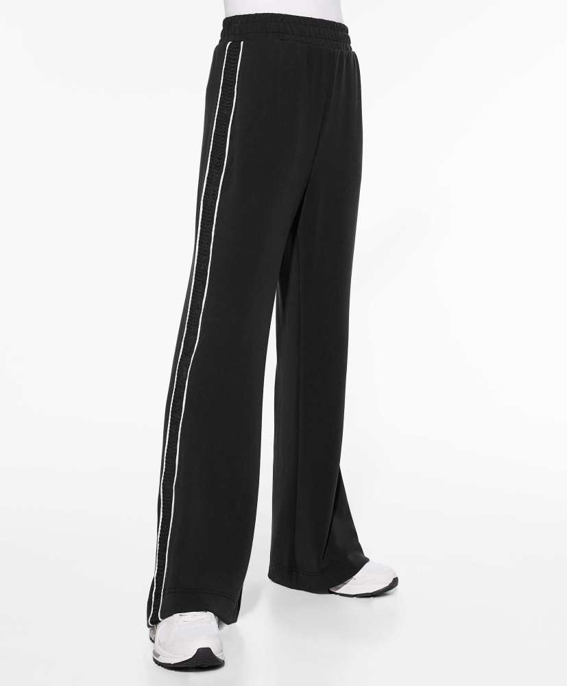 Calça flare em modal com aplique lateral