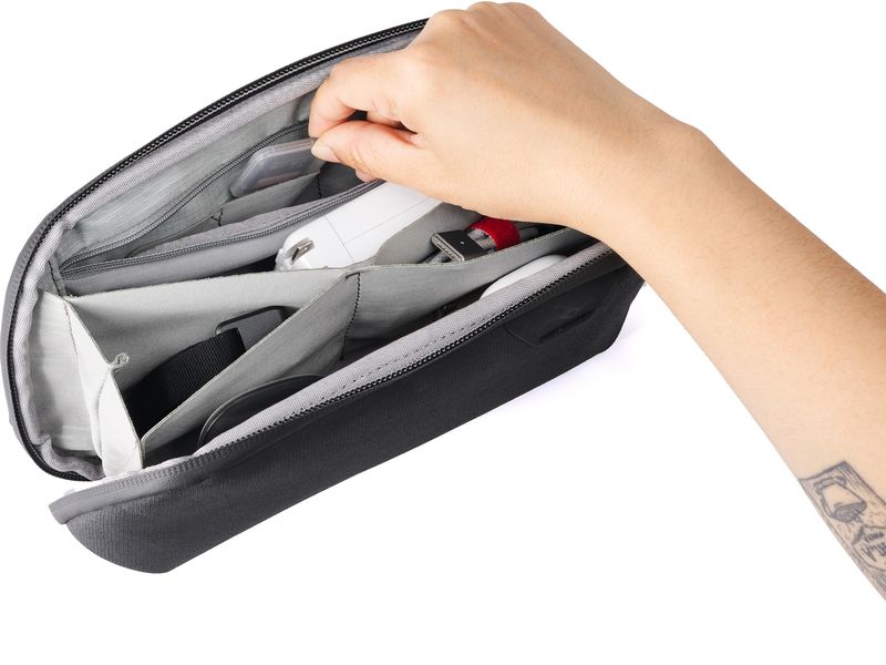 Peak Design Kleine Tech-Tasche Schwarz Tech Pouch zur Aufbewahrung von Stiften, SD-Karten, Batterien und mehr
