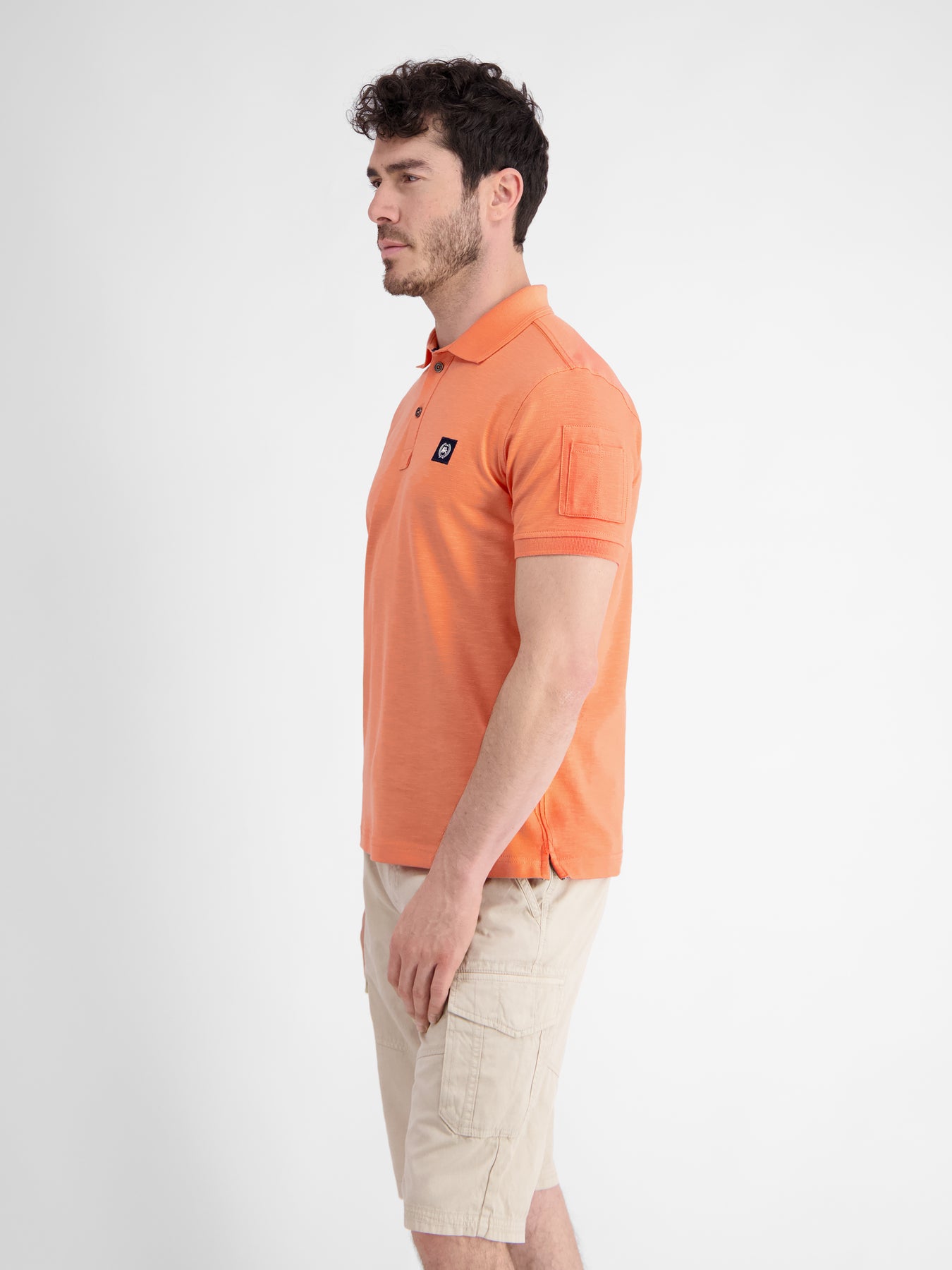 Unifarbenes gewaschenes Poloshirt mit Stretcheffekt