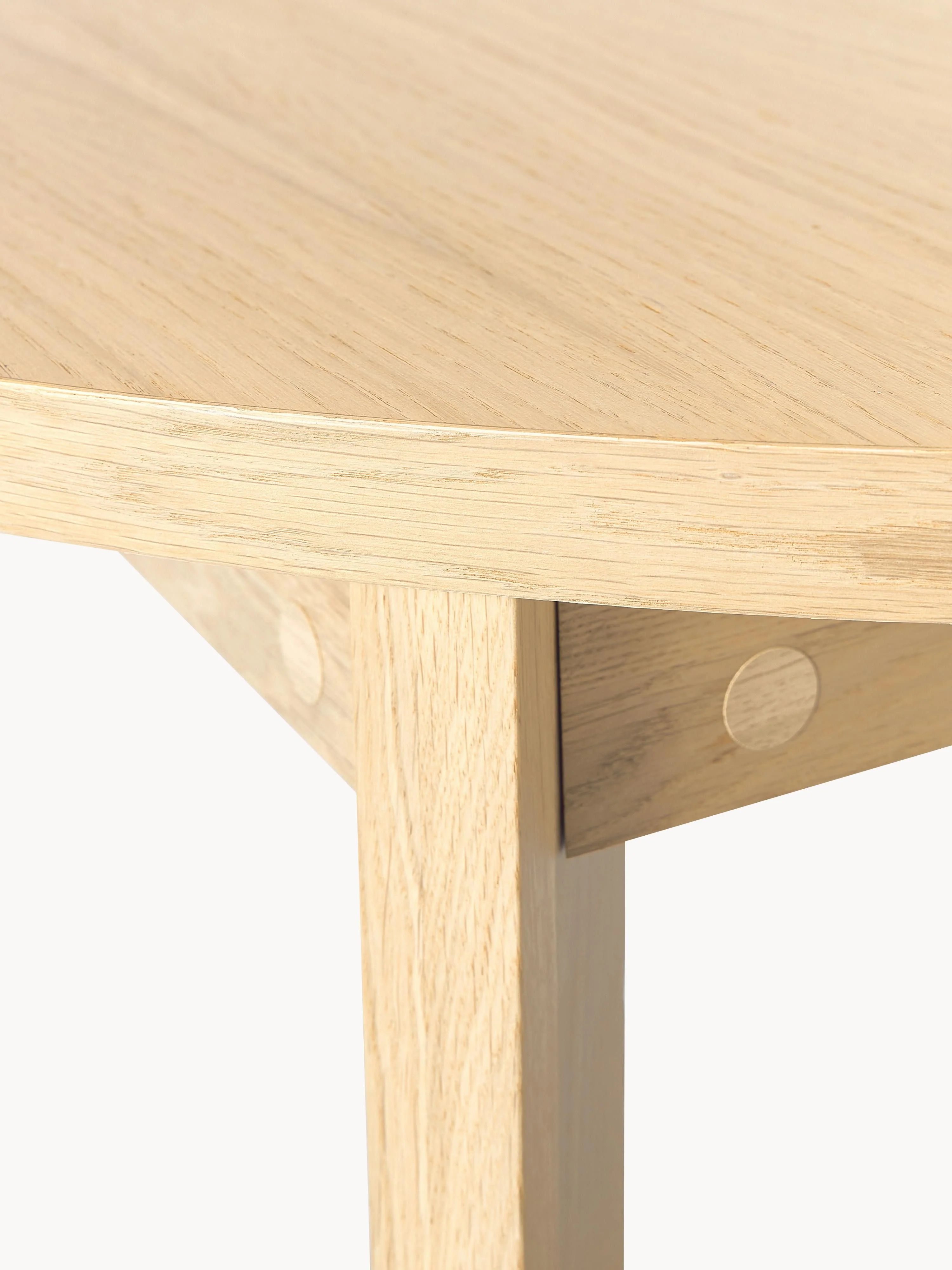 Uitschuifbare eettafel Bennet, in verschillende formaten