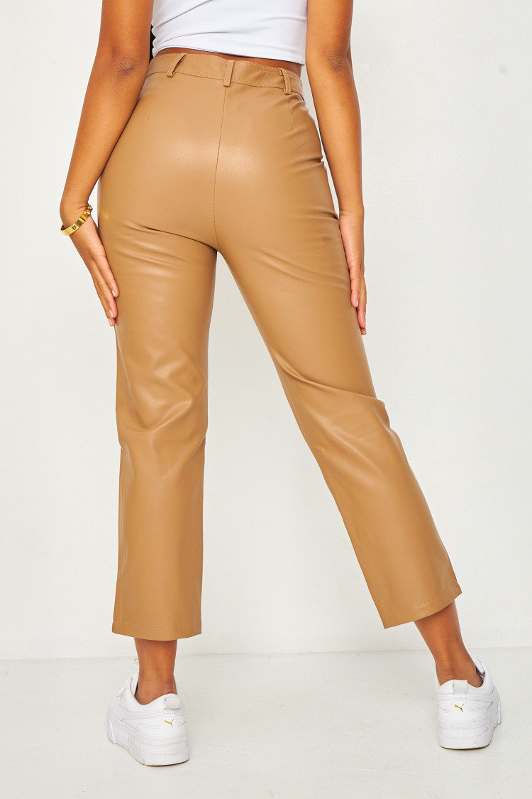 Pantalon en simili cuir beige foncé