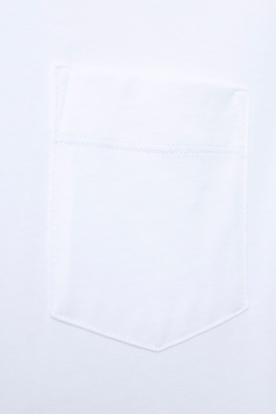 Wit T-shirt met borstzakje