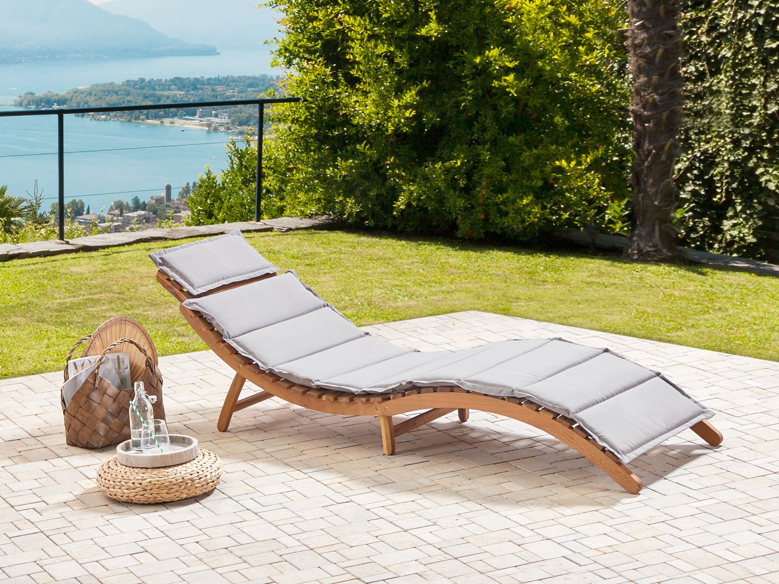 Beliani - LUINO - Ligstoel - Grijs - Hout