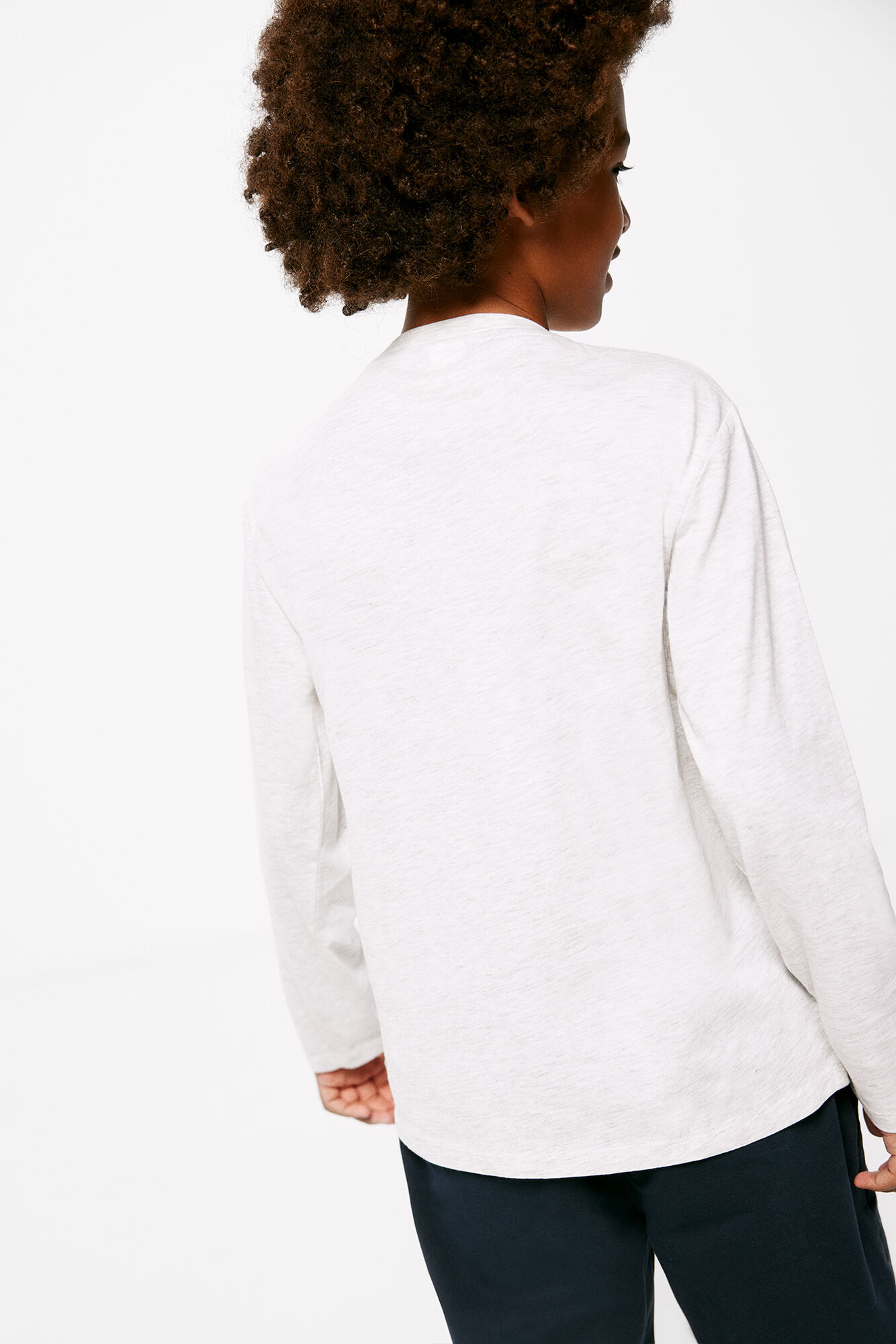 Camiseta listrada com estampa de árvores para meninos