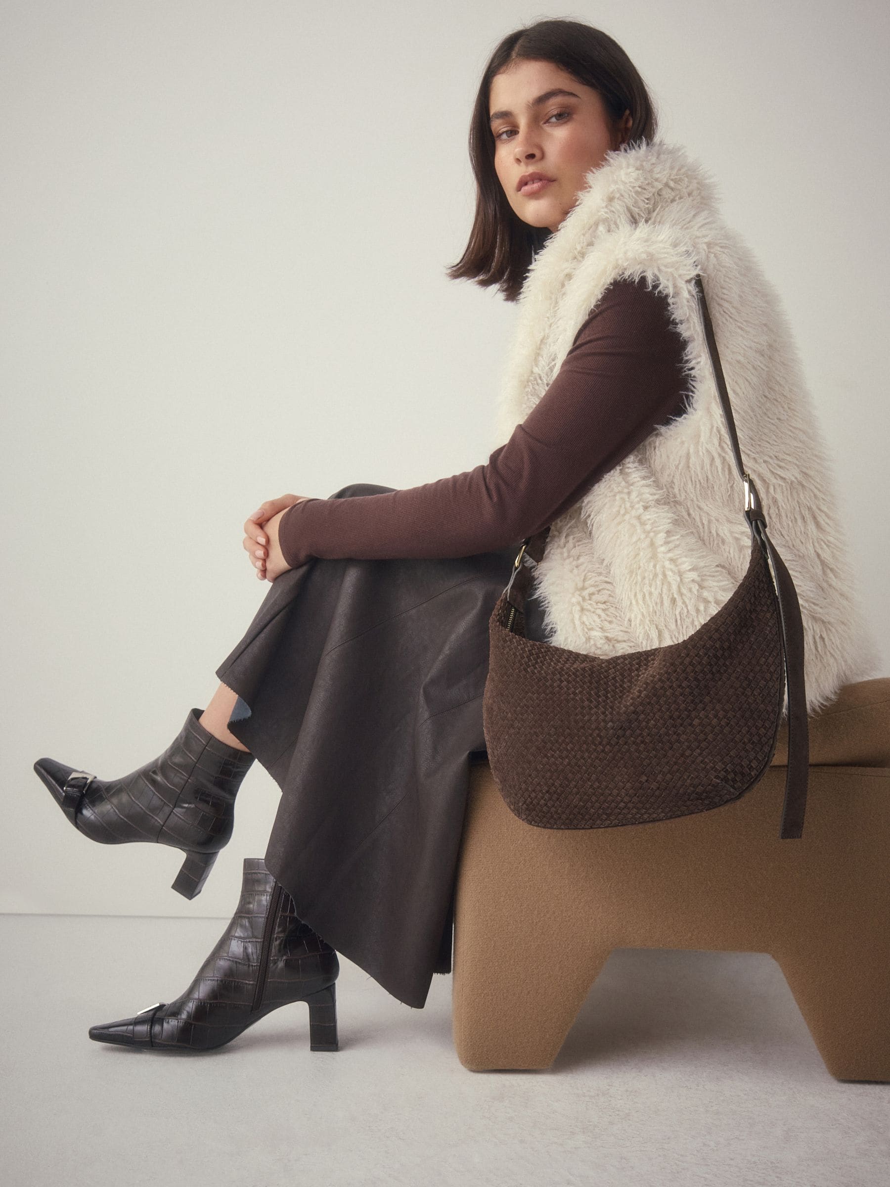 Chocoladebruin - N. Premium Suede Sling Weave Schoudertas