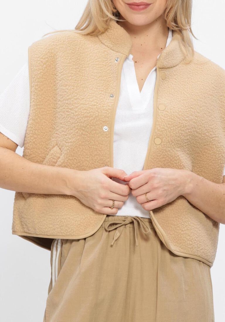 beige penn & ink gilet waistcoat