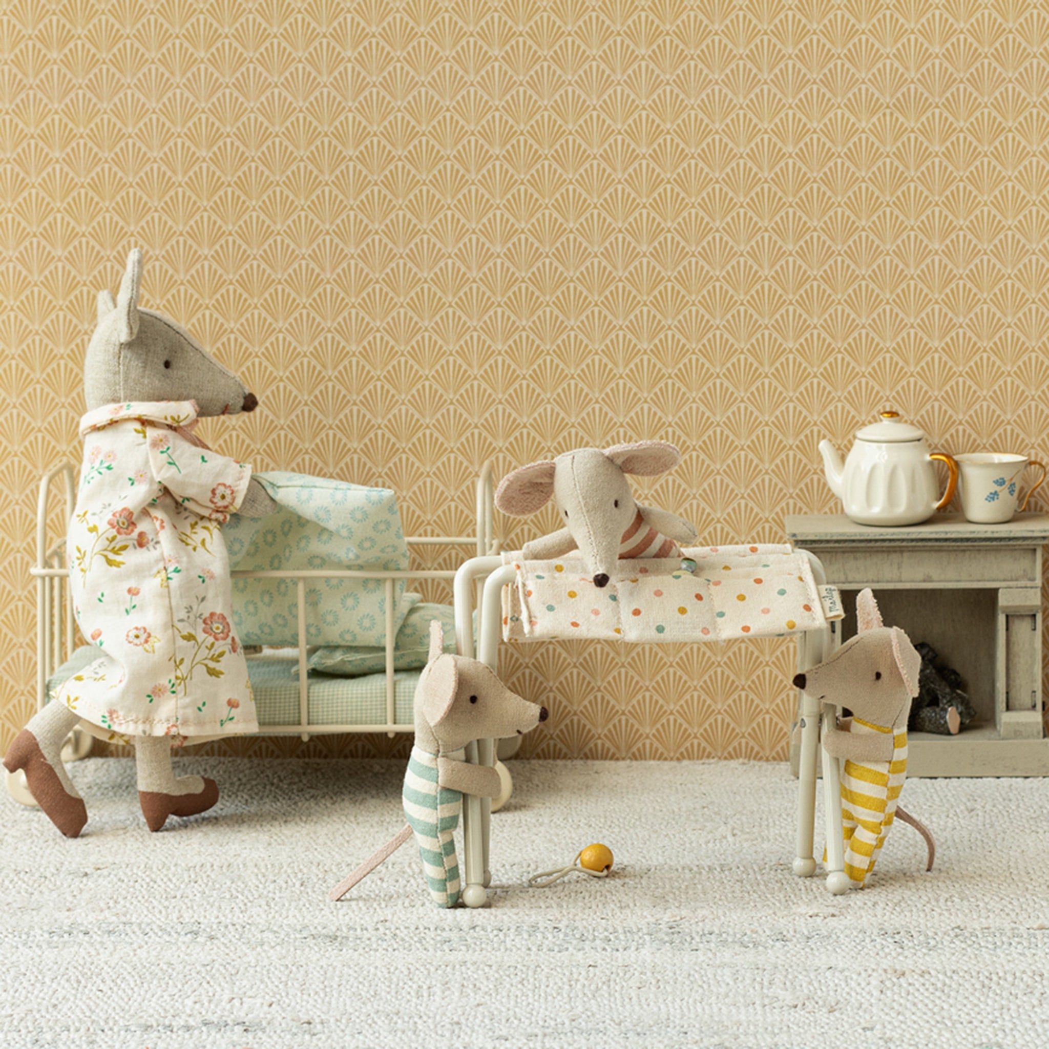 Maileg Wickeltisch Babymaus  Weiss