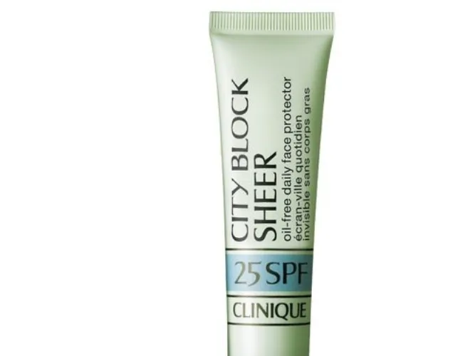 CLINIQUE CITY BLOCK SHEER 25 SPF 40ML