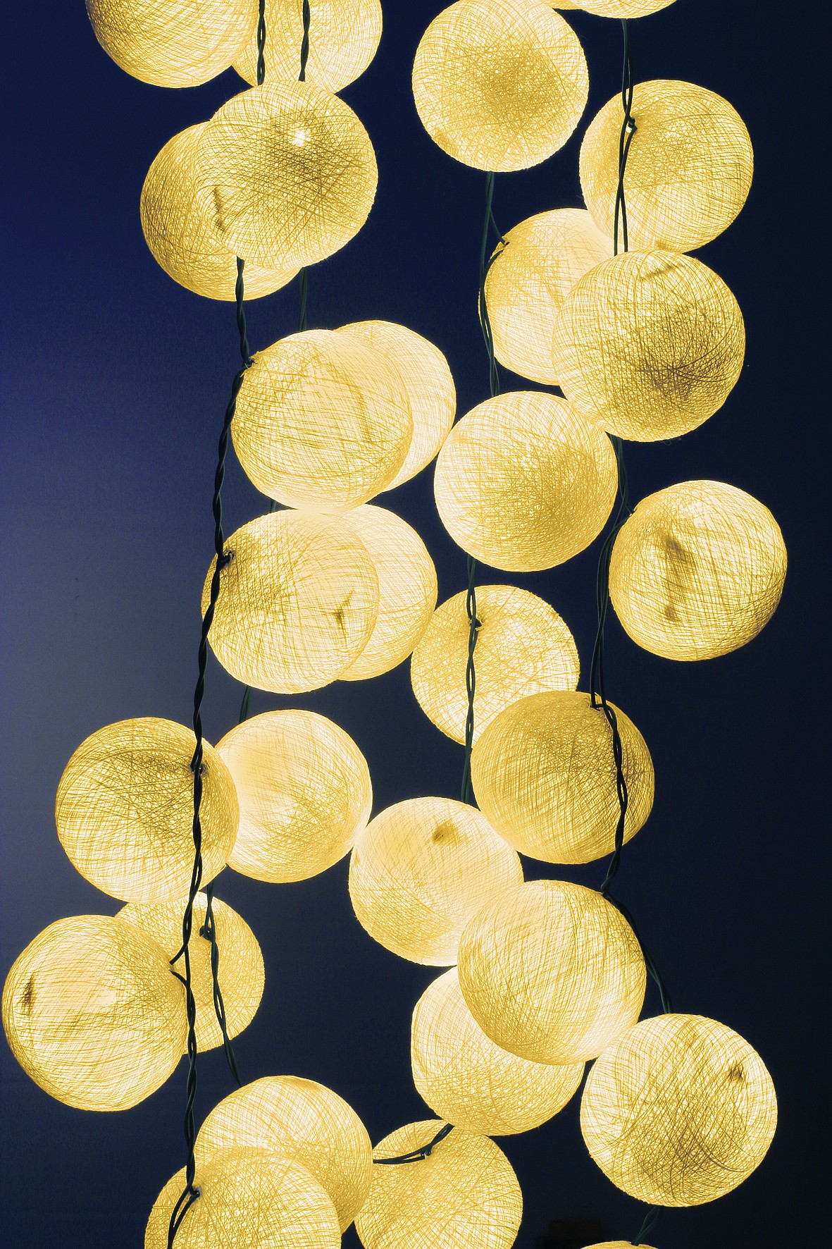 Lichterkette 20er Ping Pong, montiert, LED, natural, L 320 cm von fischer's lagerhaus