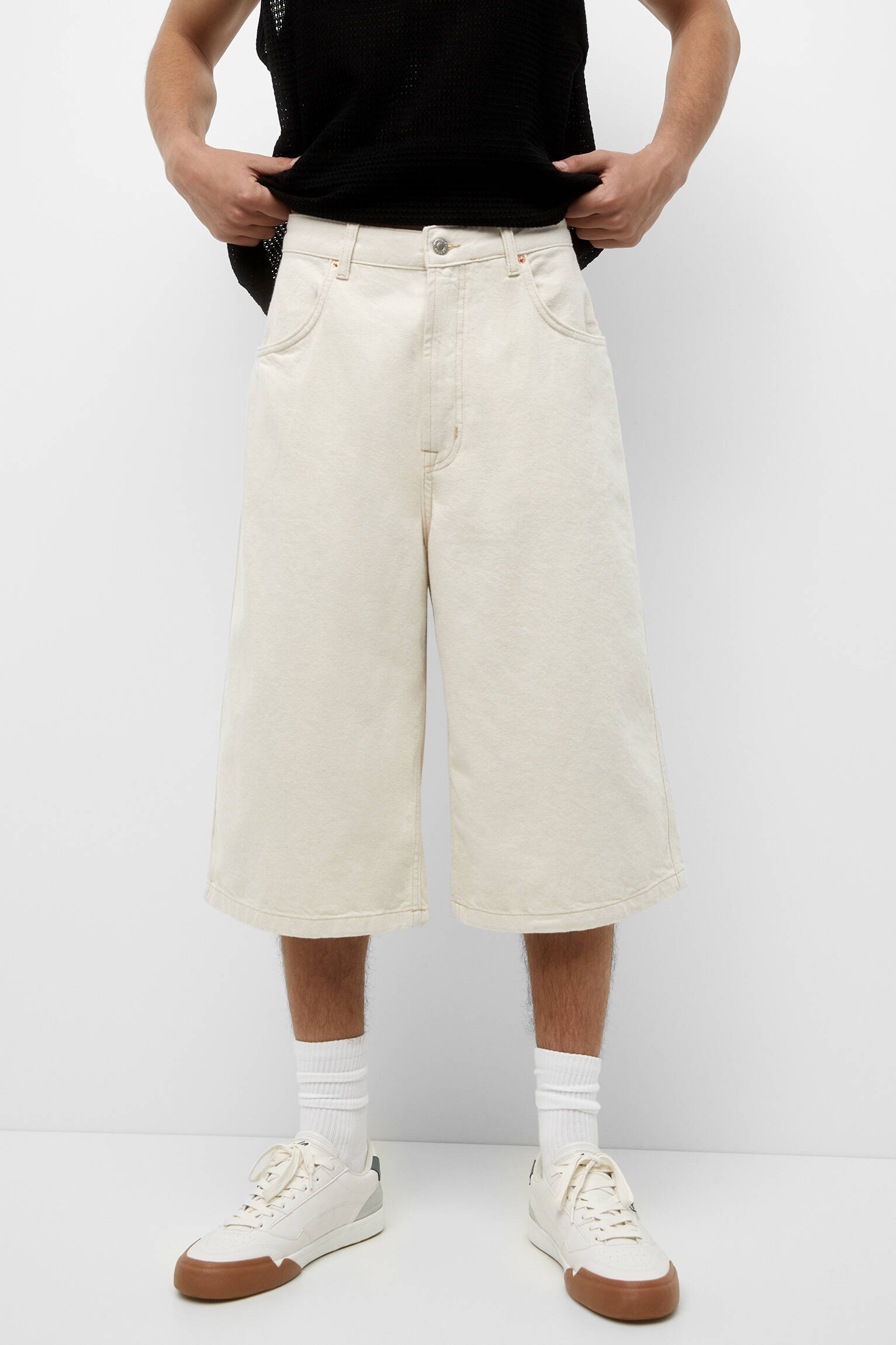 Bermuda jeans extra larga e folgada - Crua