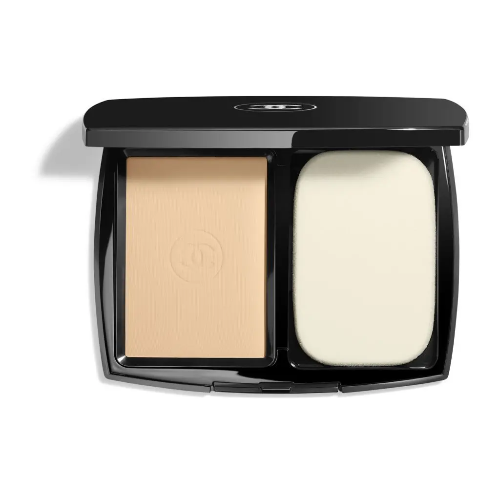 CHANEL - ULTRA LE TEINT TEINT COMPACT HAUTE TENUE ULTRA CONFORT – FINI ZÉRO DÉFAUT- Fond de Teint