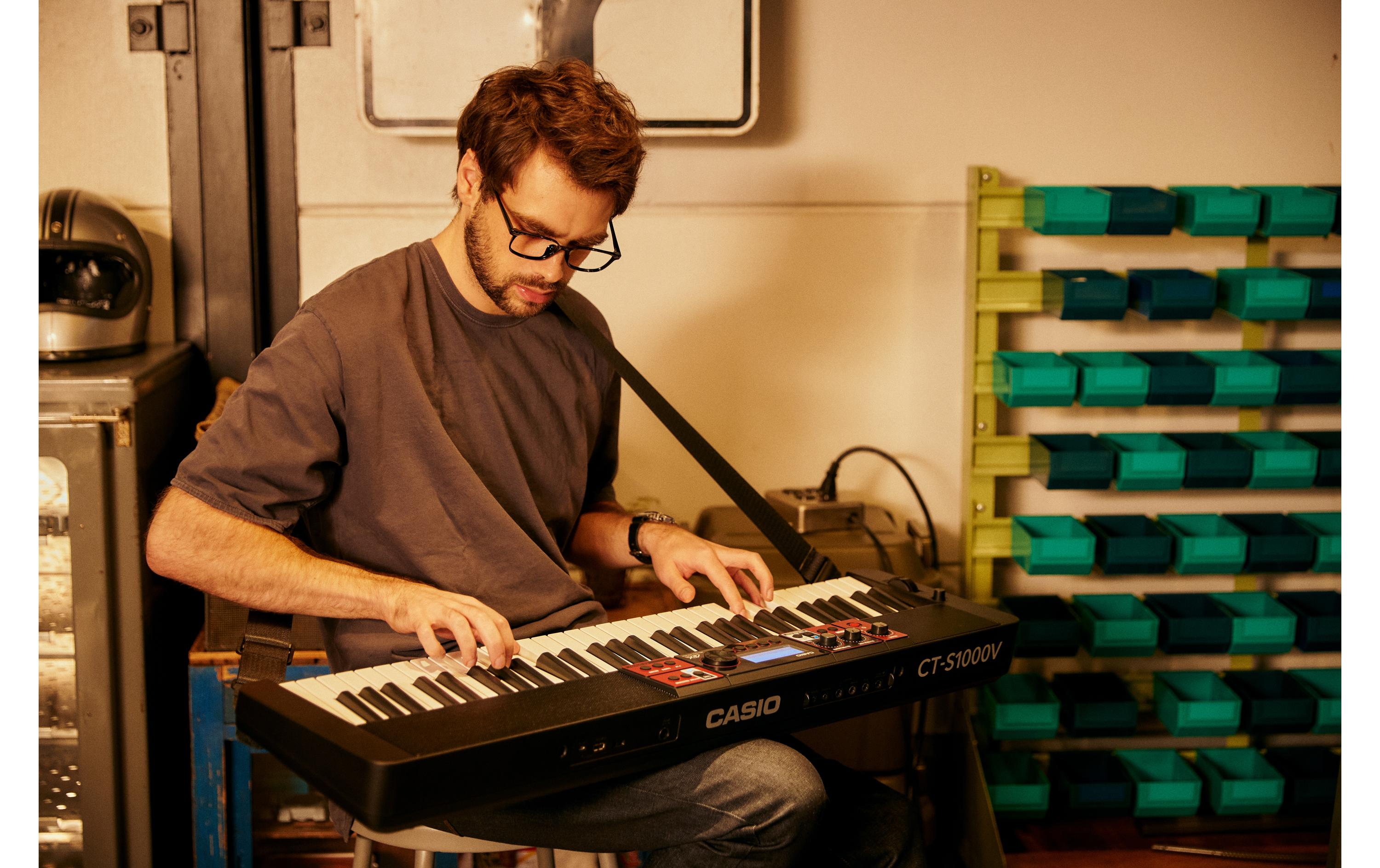 Keyboard CT-S1000 V<br>Keyboard mit 61 Tasten und Vocal-Synthesis-Technologie von CASIO