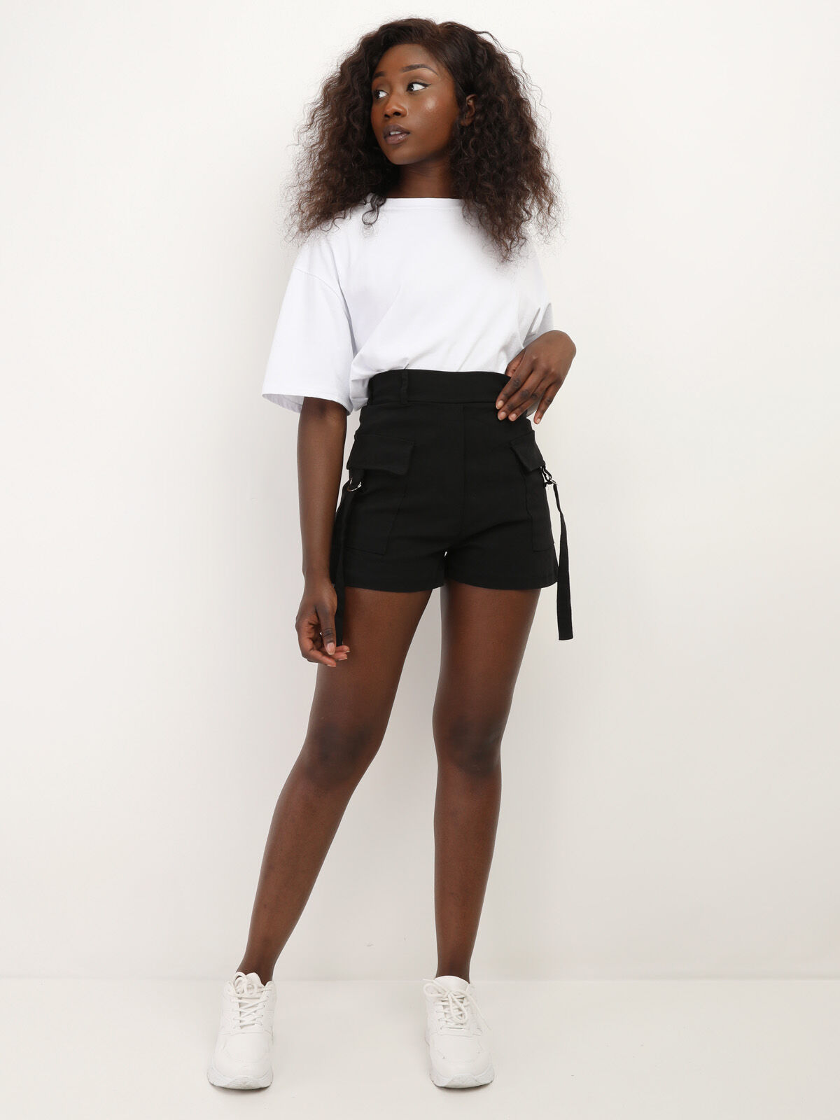 Short cargo avec sangles à anneaux- Noir