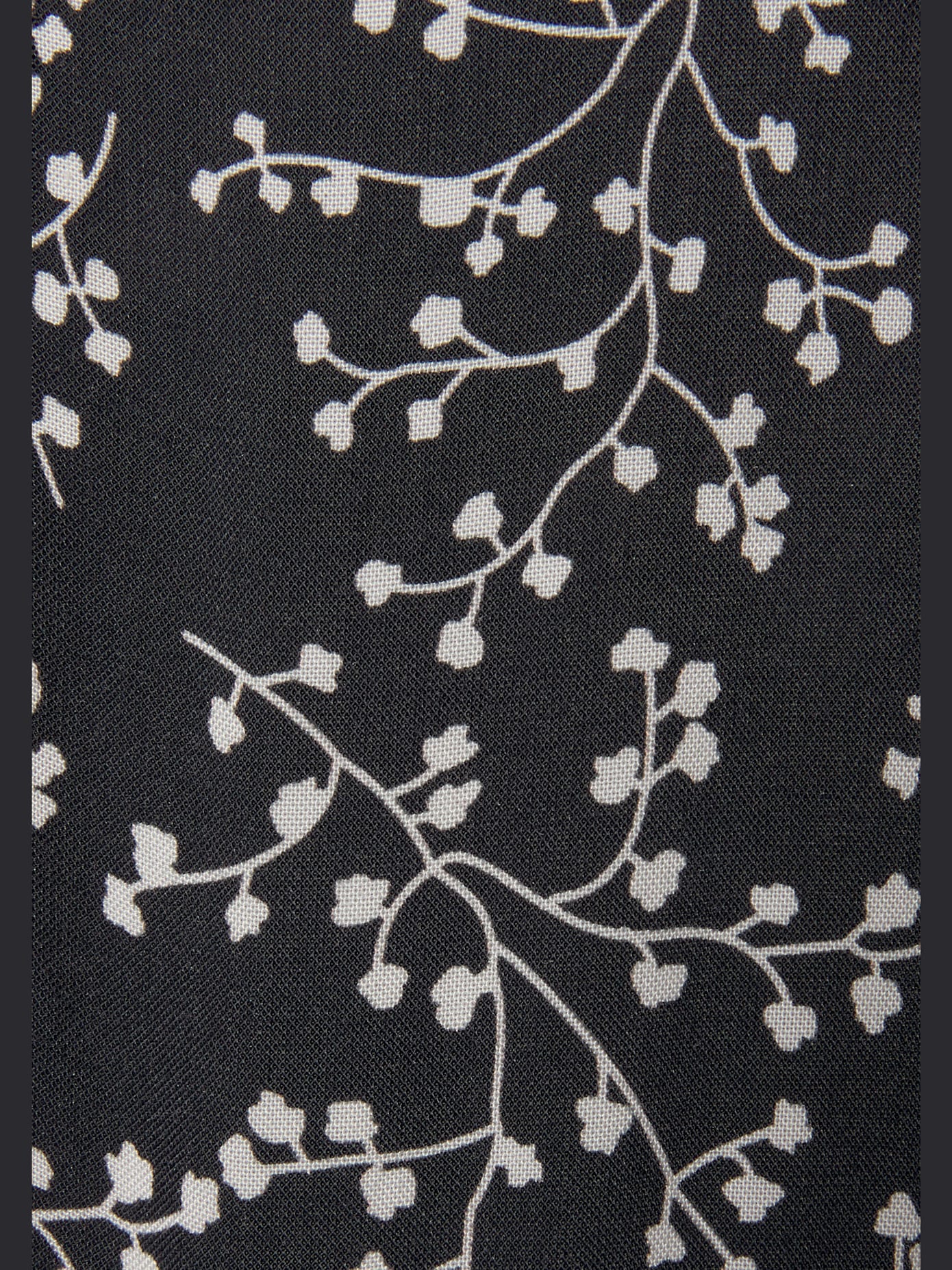 Robe longue avec encolure en v