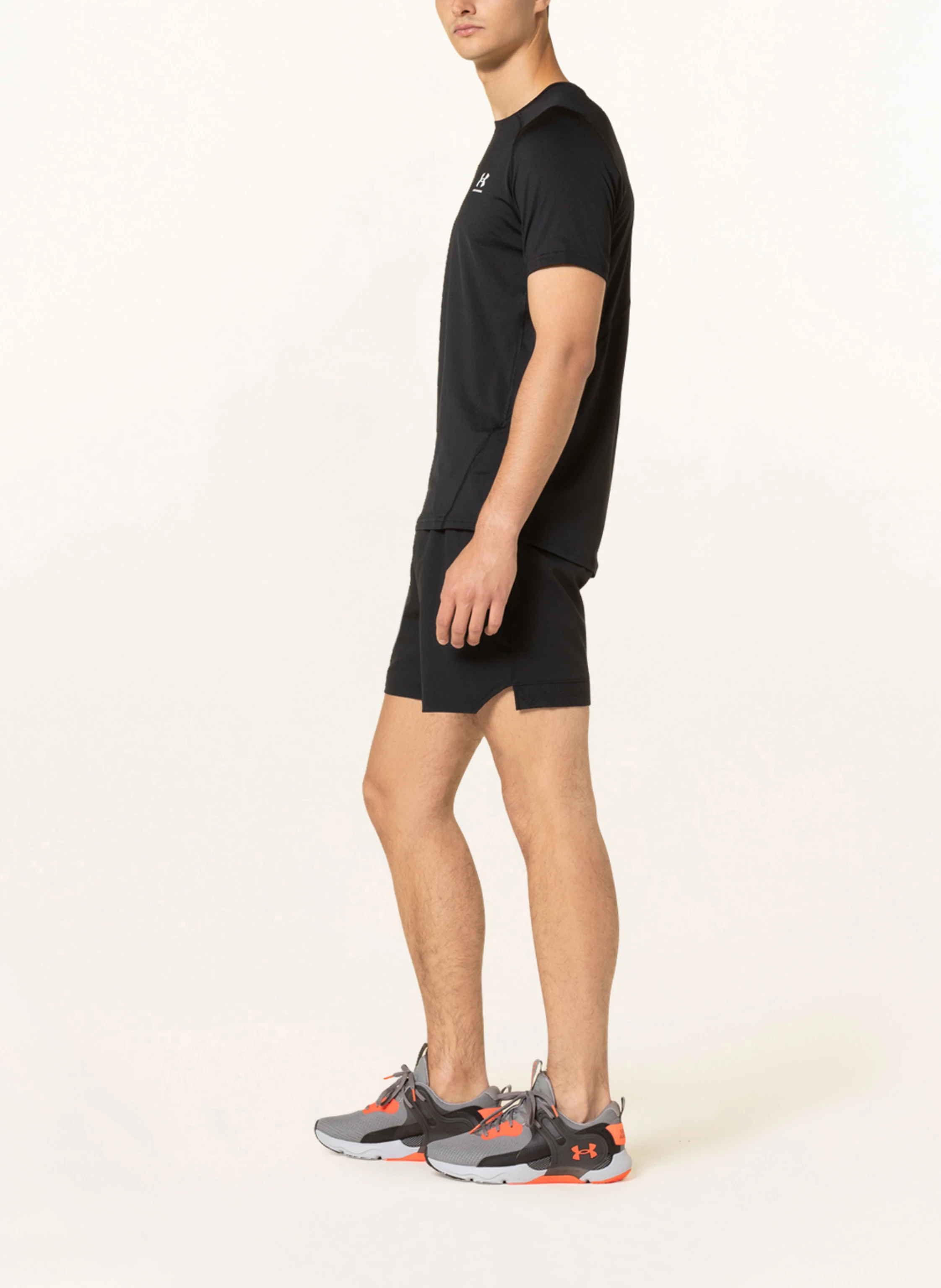 UNDER ARMOUR Trainingsshorts VANISH mit Mesh