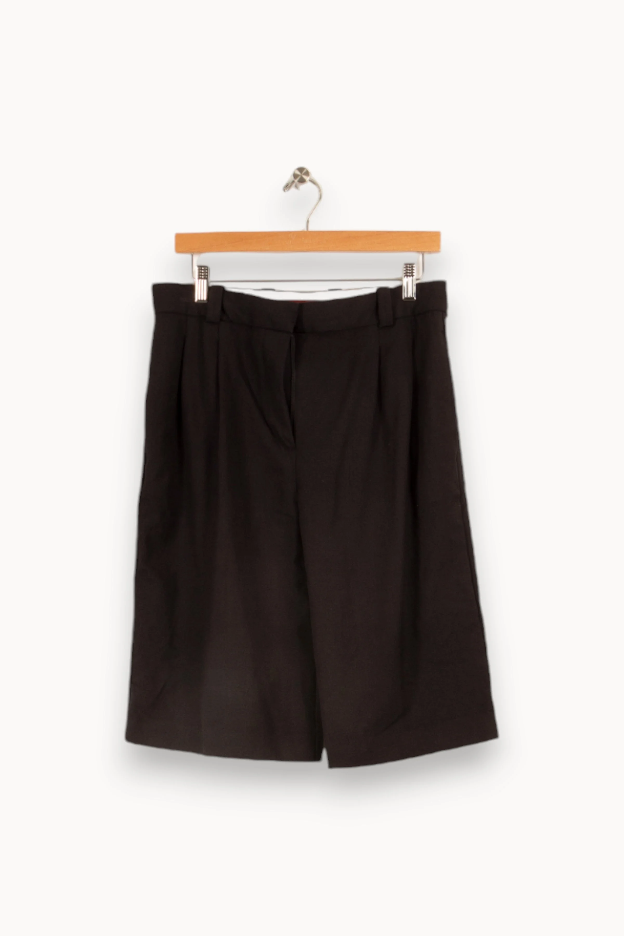 Short | Noir