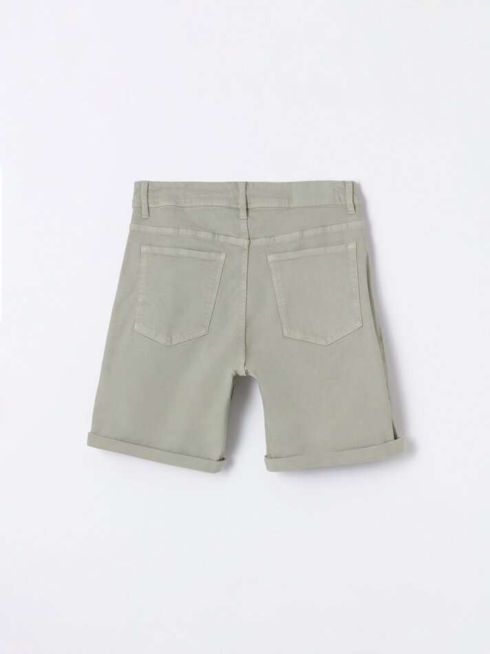Shorts jeans slim confortáveis - Verde claro
