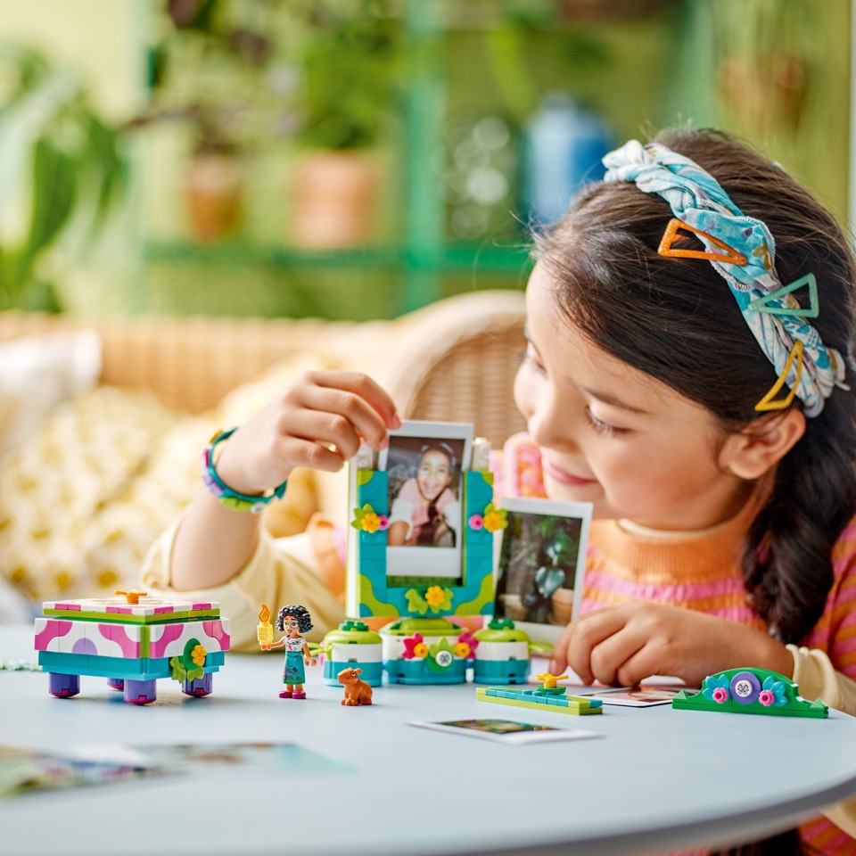 LEGO Disney - Mirabels fotoramme og smykkeskrin (43239)