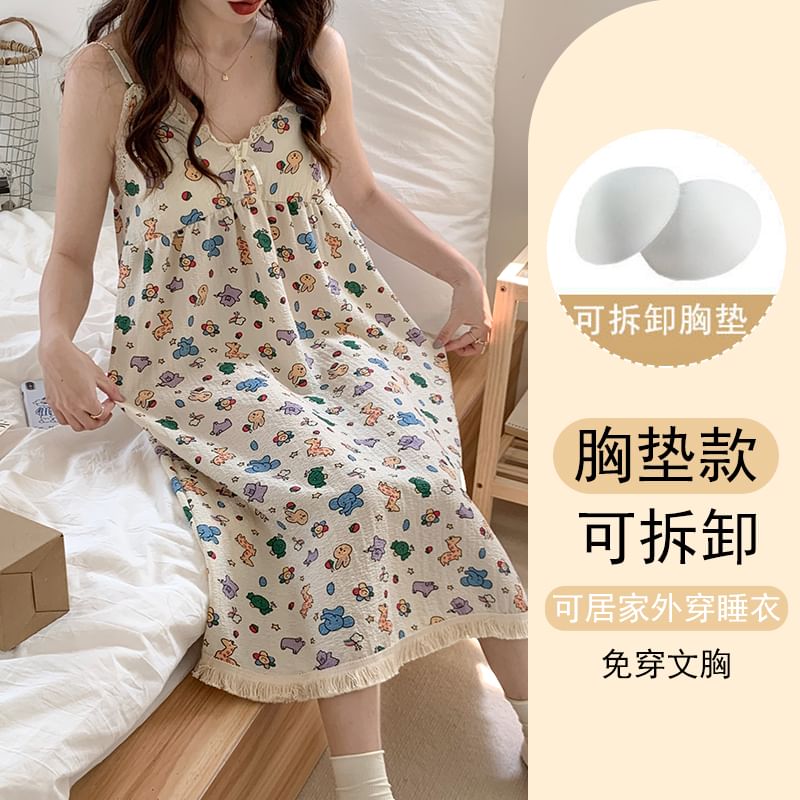 Fabricino - Mouwloze pyjamajurk met patroon