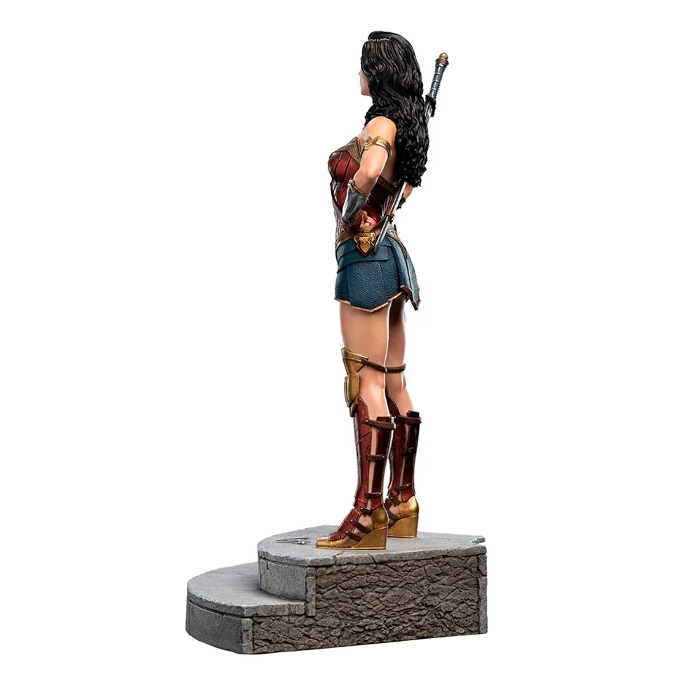 Justice League (Zack Snyder) - Trinity Series - Wonder Woman Statue 1:6 Scale