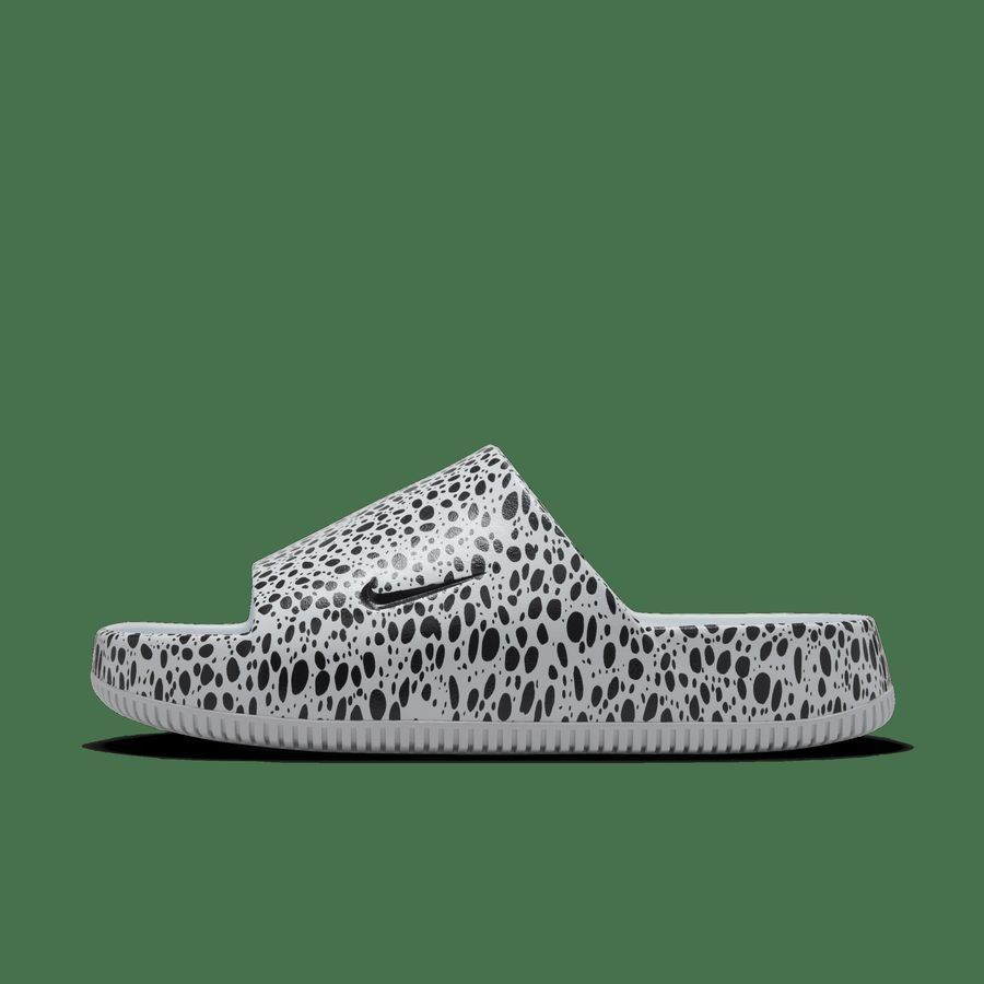 Nike Calm Electric