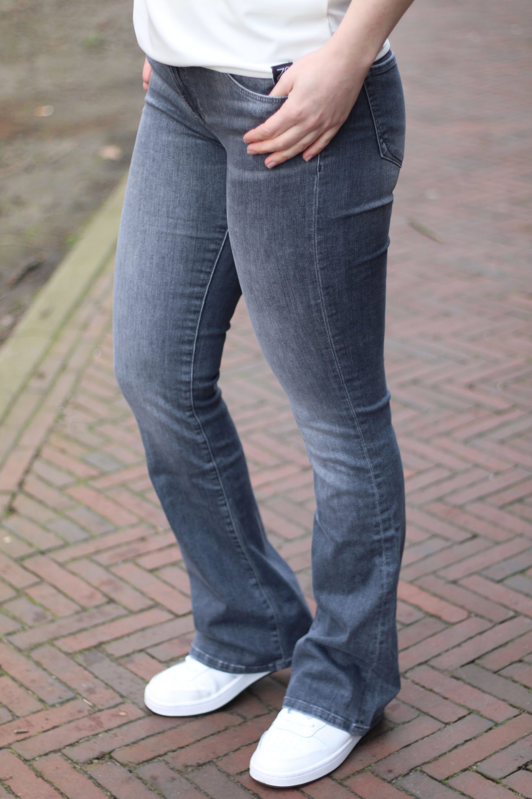 COJ Denim - Laura Flare Jeans - Smoke Grey