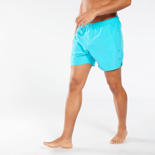 Roupa de banho levantada
