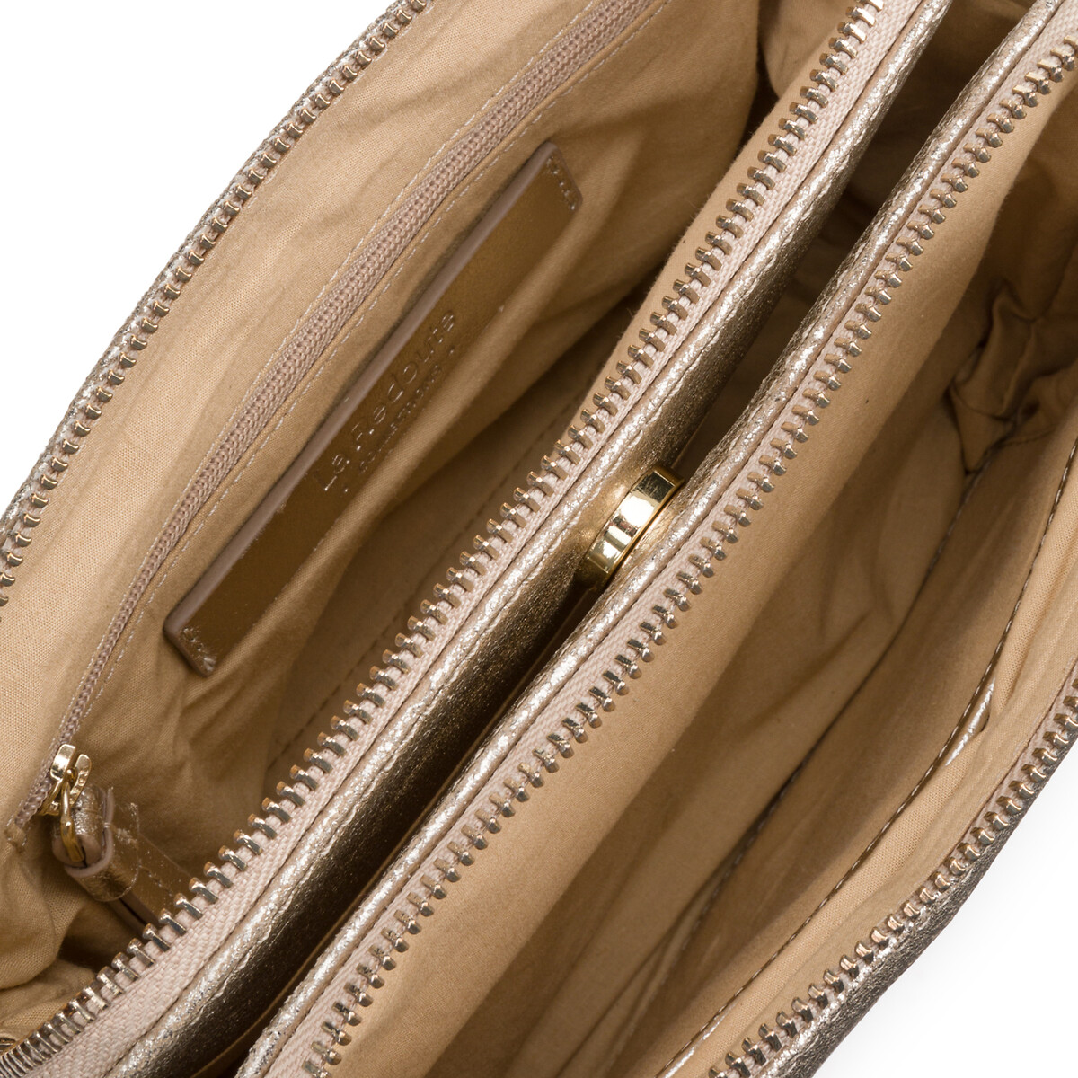 COLEÇÕES LA REDOUTE<br>Bolsa acolchoada em couro com efeito metálico