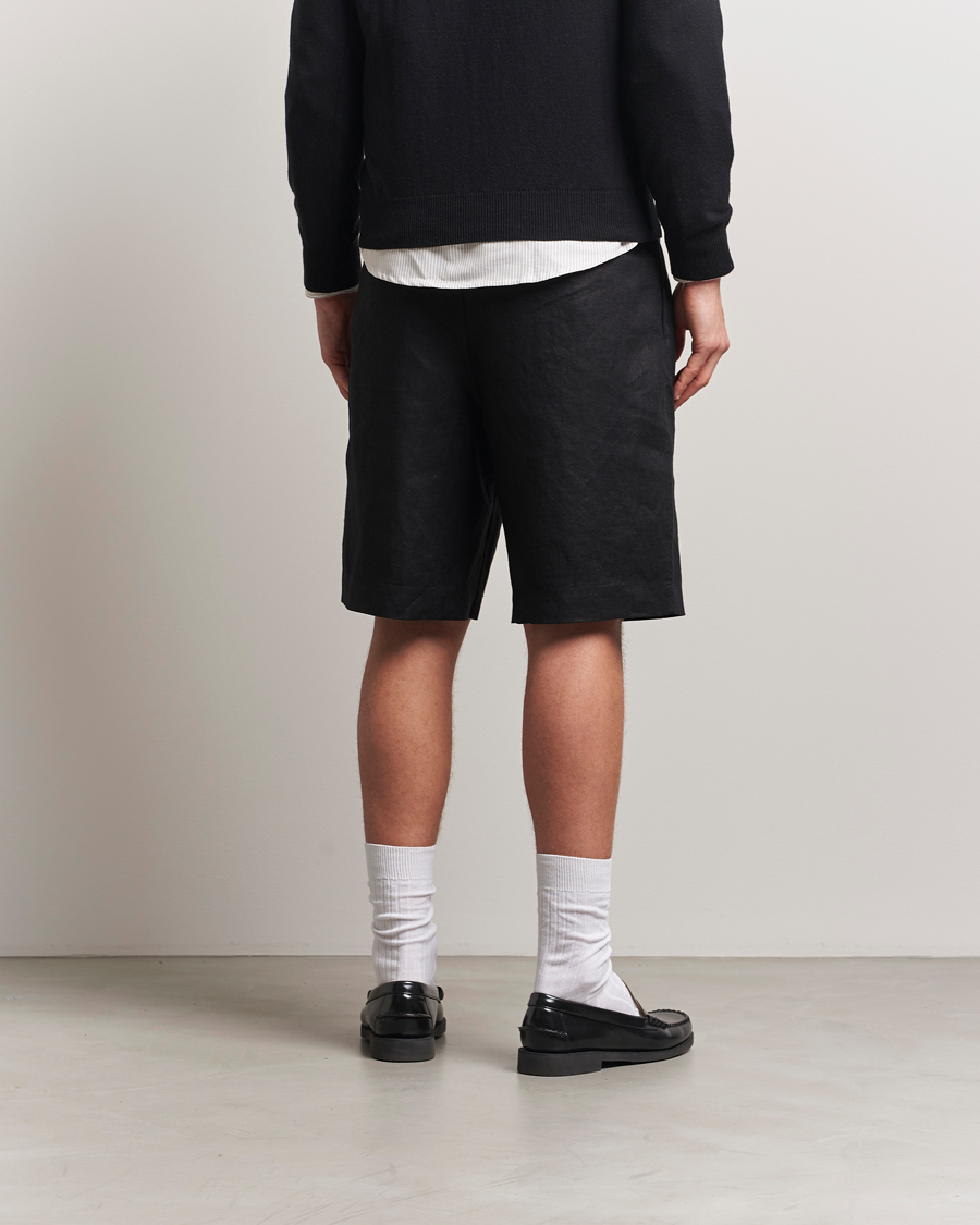 Sunflower Pleated Linen Shorts Black