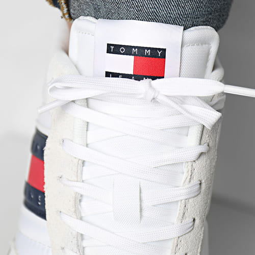 Baskets Runner Casual Essential 1351 White