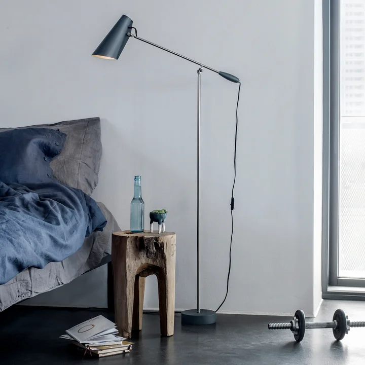Northern - Birdy Stehleuchte, grau / metallic
