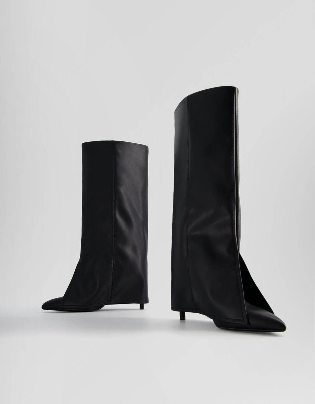 Botas de salto alto dobráveis